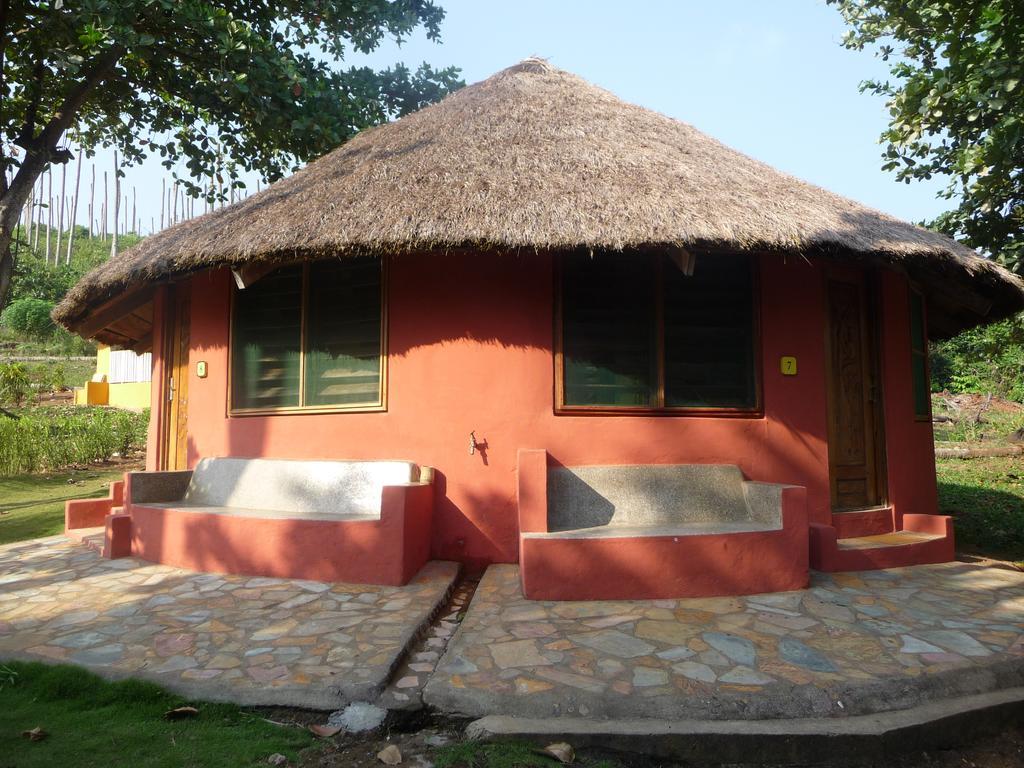 Ankobra Beach Resort Axim Bagian luar foto